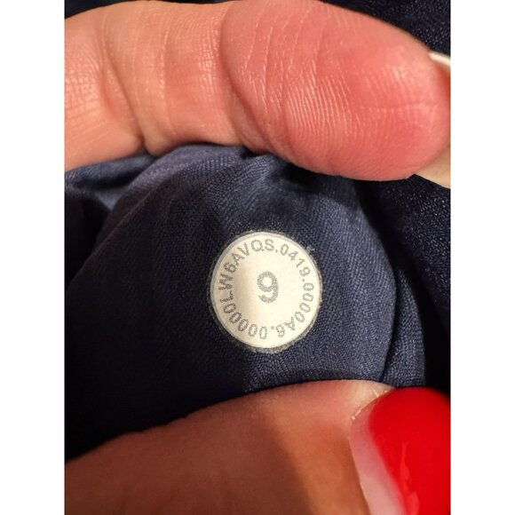 Lululemon Dance Studio Crop *25" True Navy Size 4 EUC - Picture 6 of 7